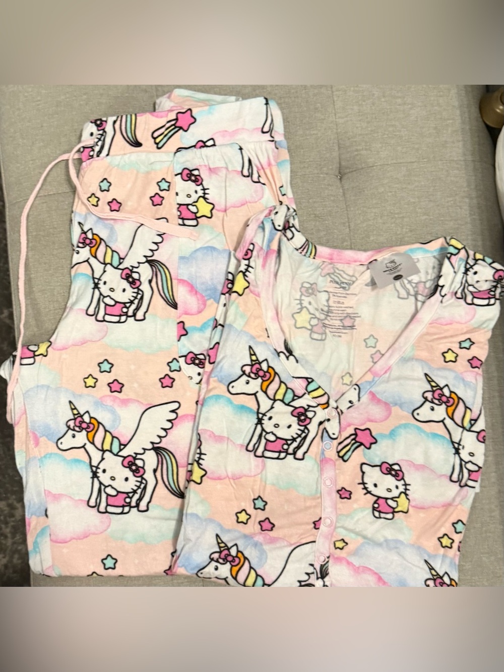 Posh Peanut Women’s Hello Kitty Short Sleeve Pj XL